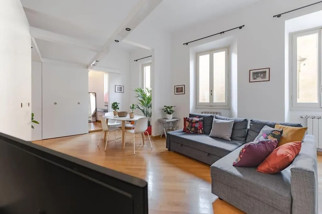 Parione Apartment Floransa İtalya
